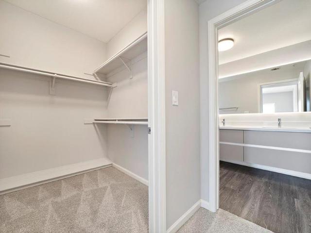 Avenue 5 Residential