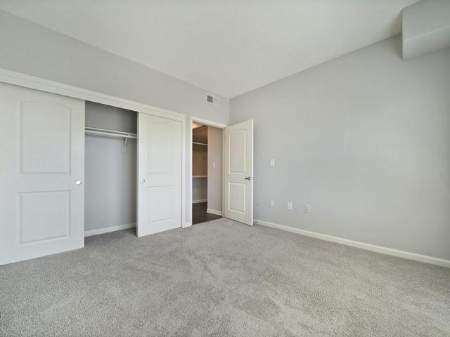 Avenue 5 Residential