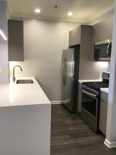 Avenue 5 Residential