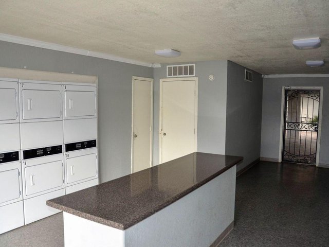 Property Tour Photo 8