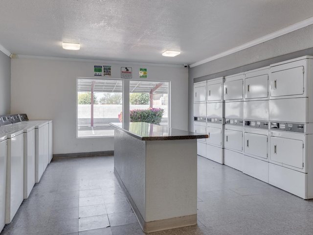 Property Tour Photo 9