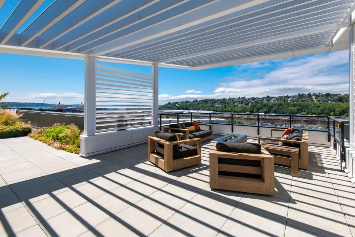 Avenue 5 Residential