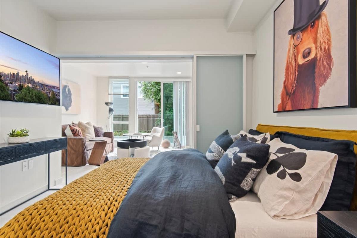 Avenue 5 Residential