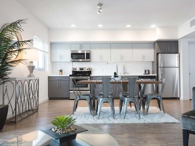 Avenue 5 Residential