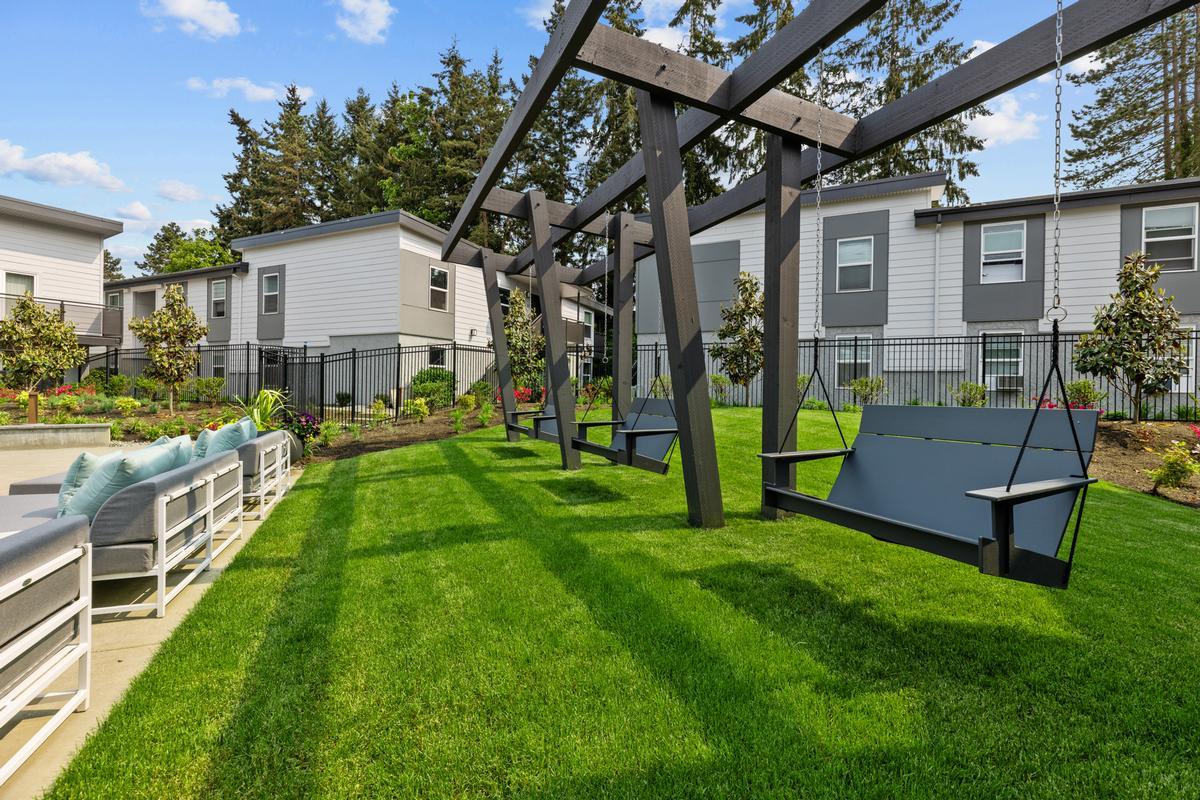 Avenue 5 Residential