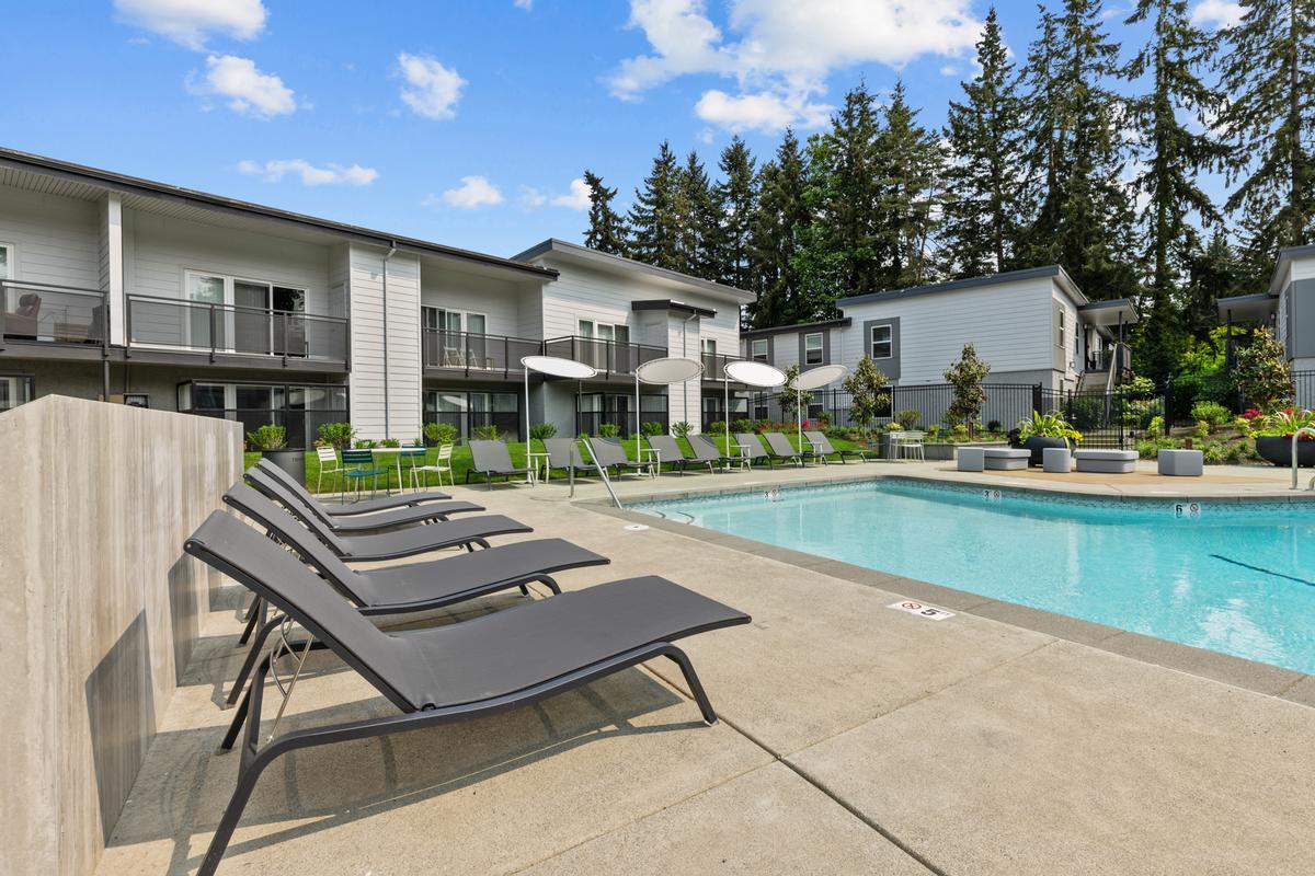 Avenue 5 Residential