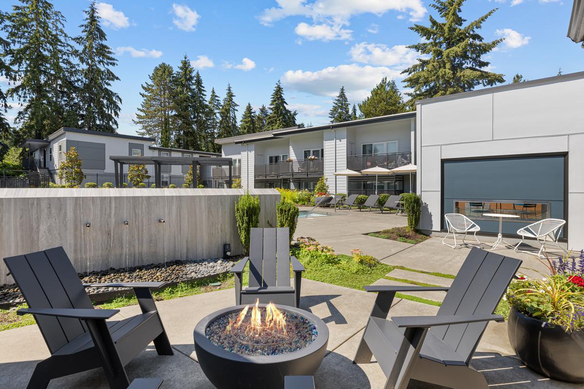 Avenue 5 Residential