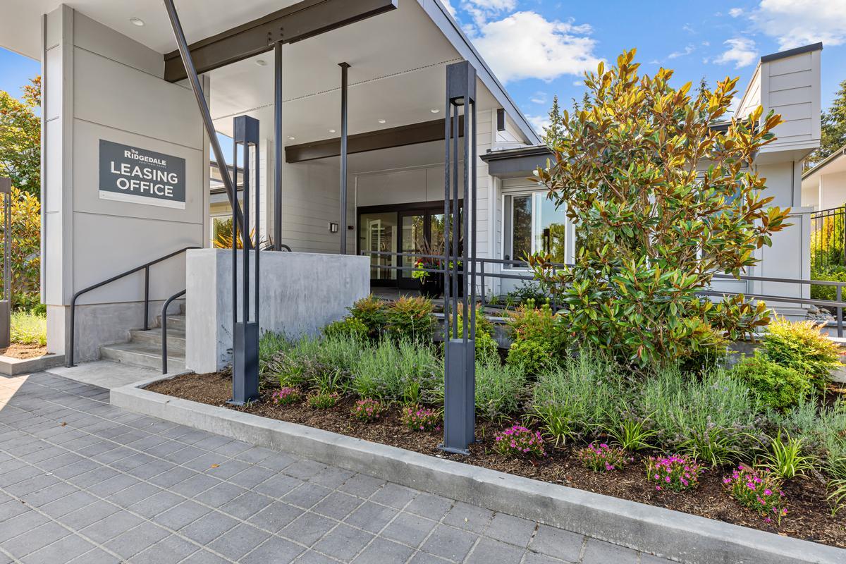 Avenue 5 Residential
