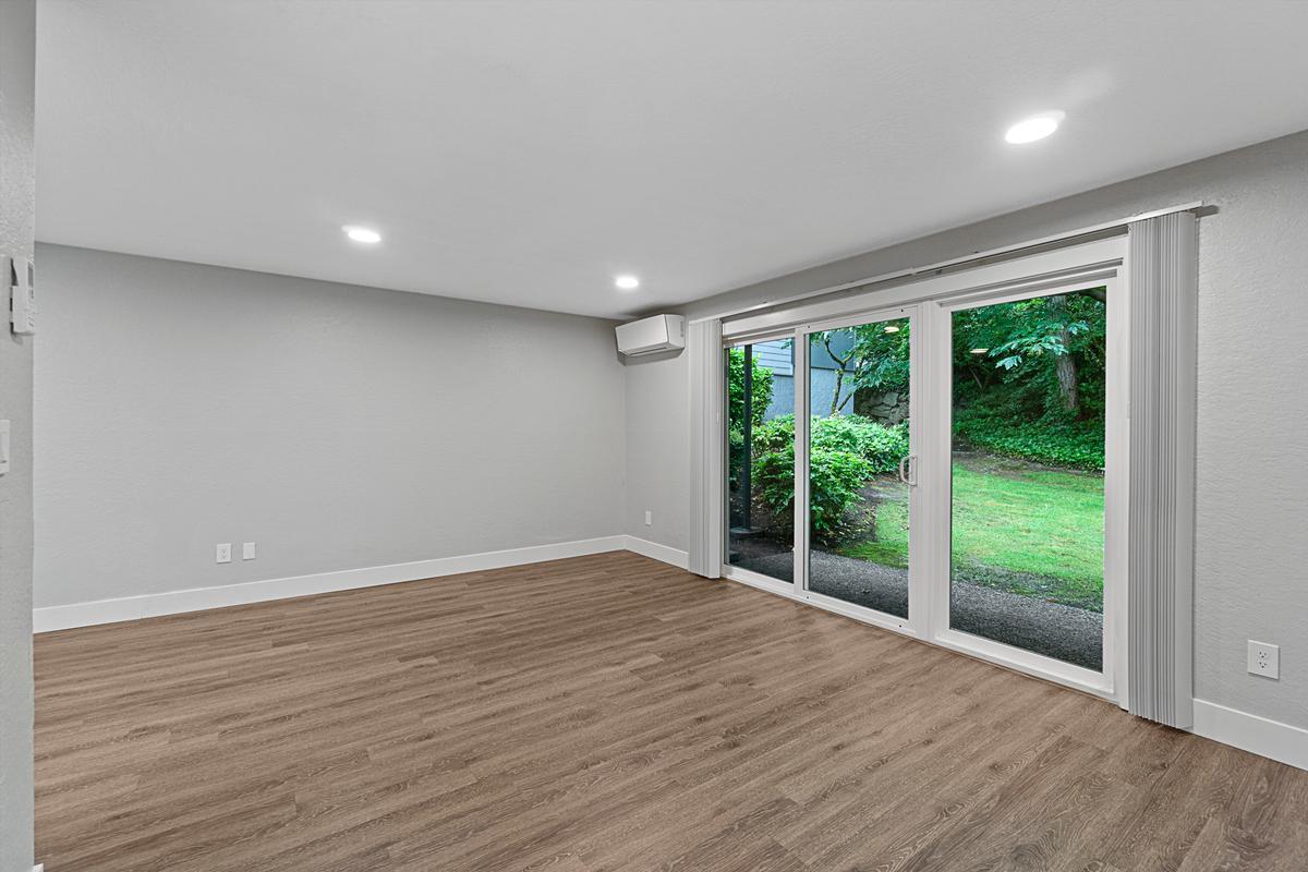 Avenue 5 Residential