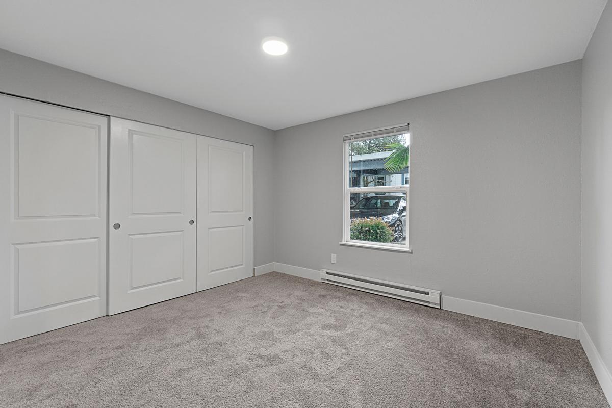 Avenue 5 Residential
