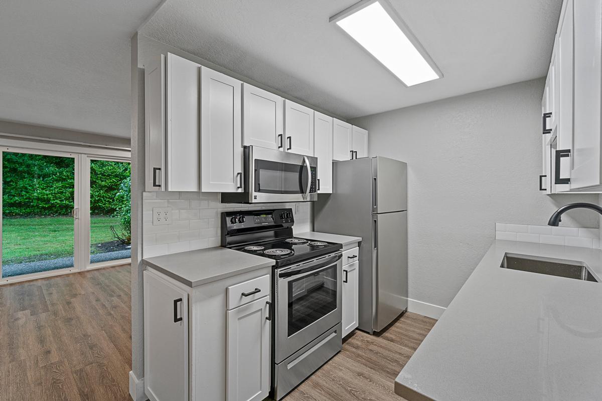 Avenue 5 Residential