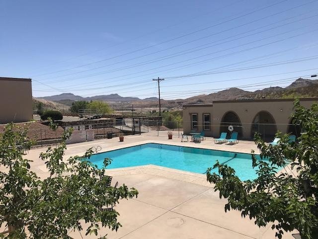 Property Tour Photo 2