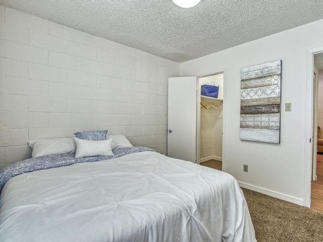 Property Tour Photo 18