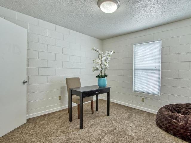 Property Tour Photo 21