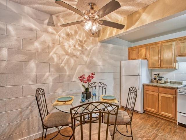 Property Tour Photo 25