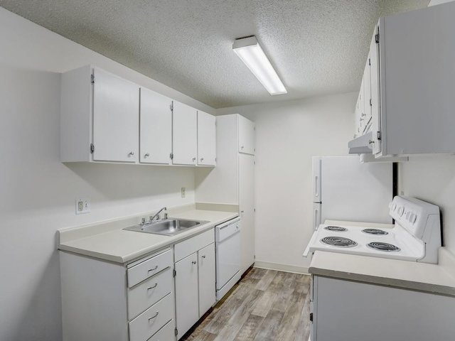 Property Tour Photo 27
