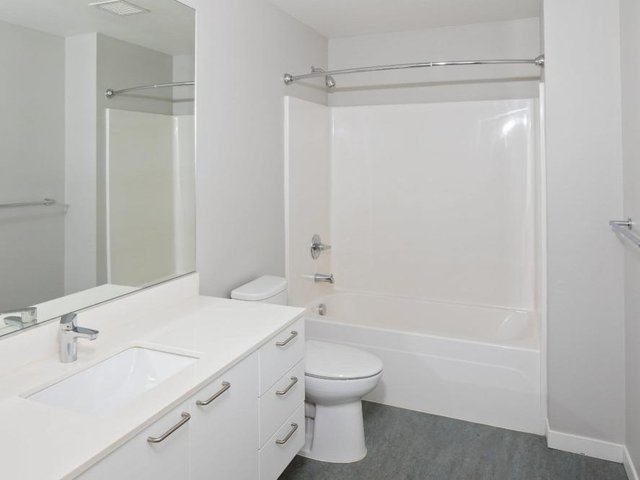 Property Tour Photo 6
