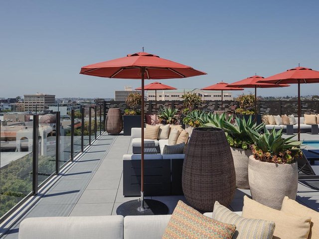 Property Tour Photo 12