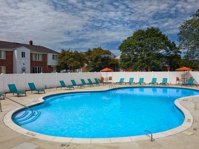 Property Tour Photo 26