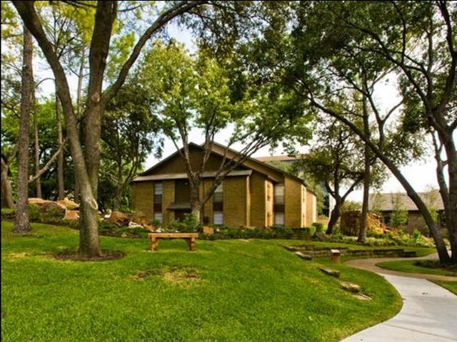 The Villas Apartment Homes Main Image
