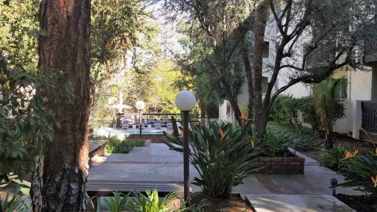 Avenue 5 Residential