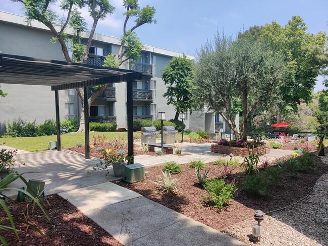 Avenue 5 Residential