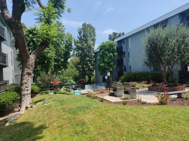Avenue 5 Residential