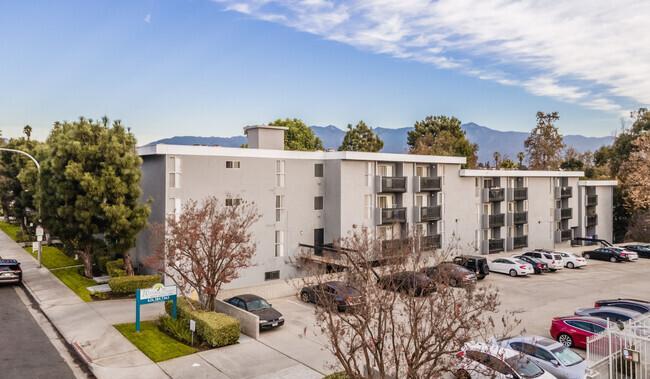 Avenue 5 Residential