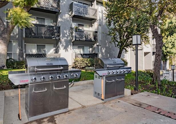 Avenue 5 Residential